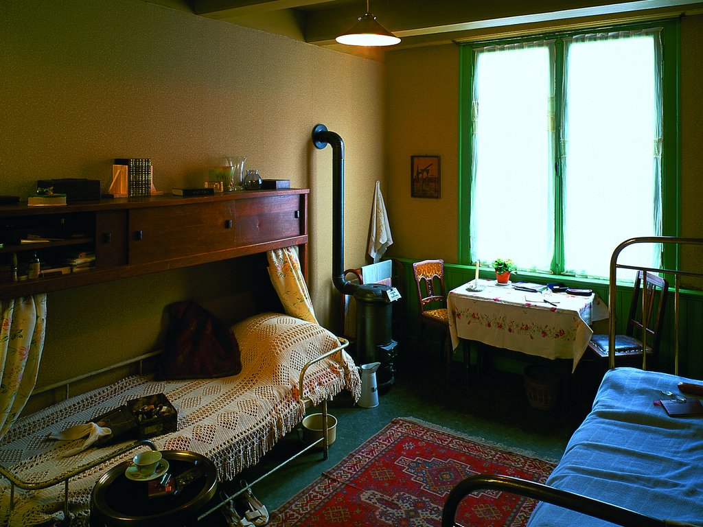Otto, Edith and Margot Frank's room
