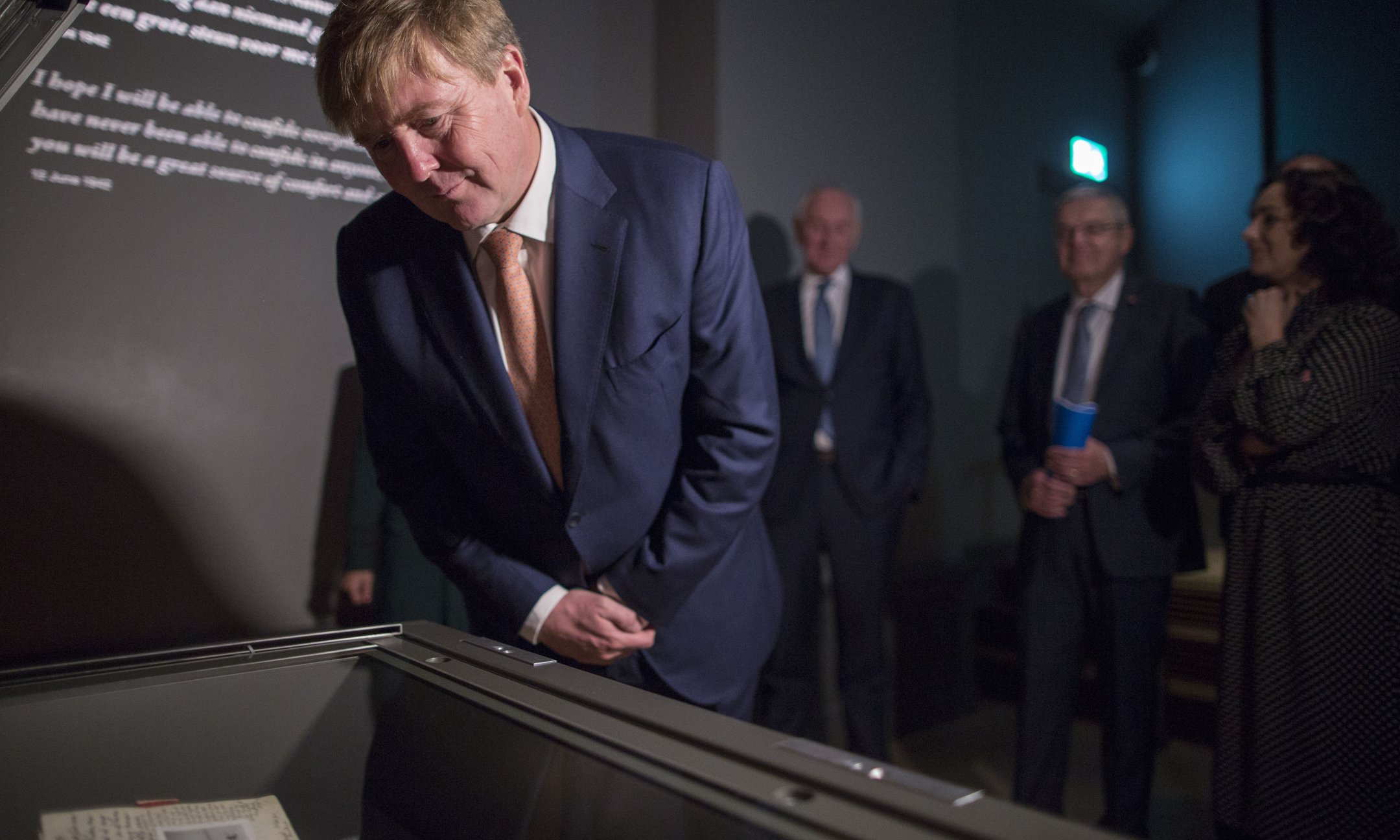 No description available.