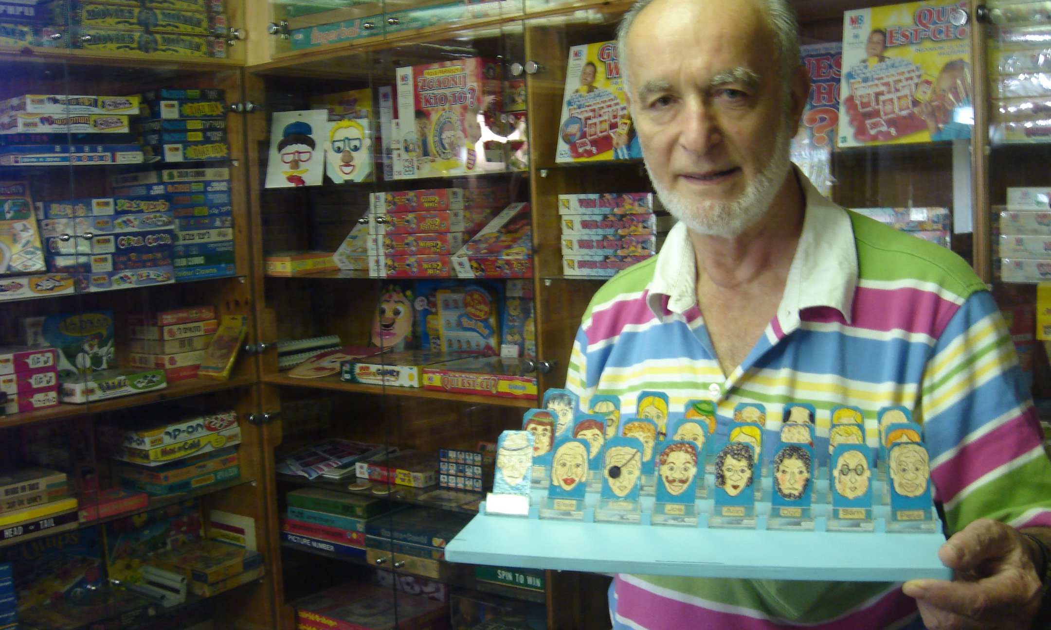 No description available.