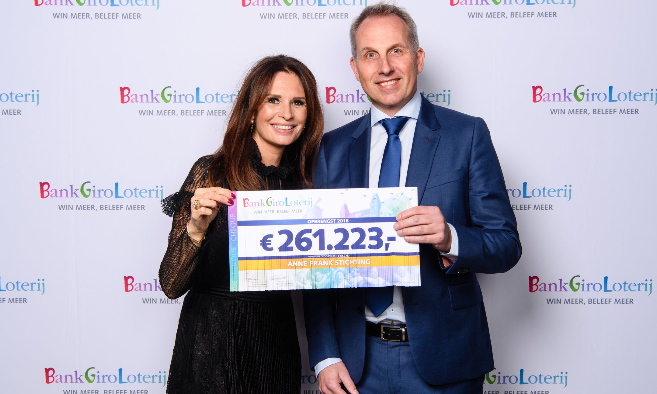 No description available.